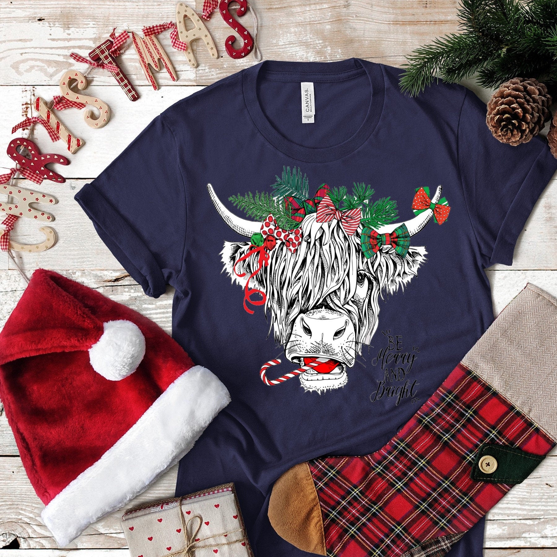 Highland Long Haired Cow Christmas.. design t-shirt