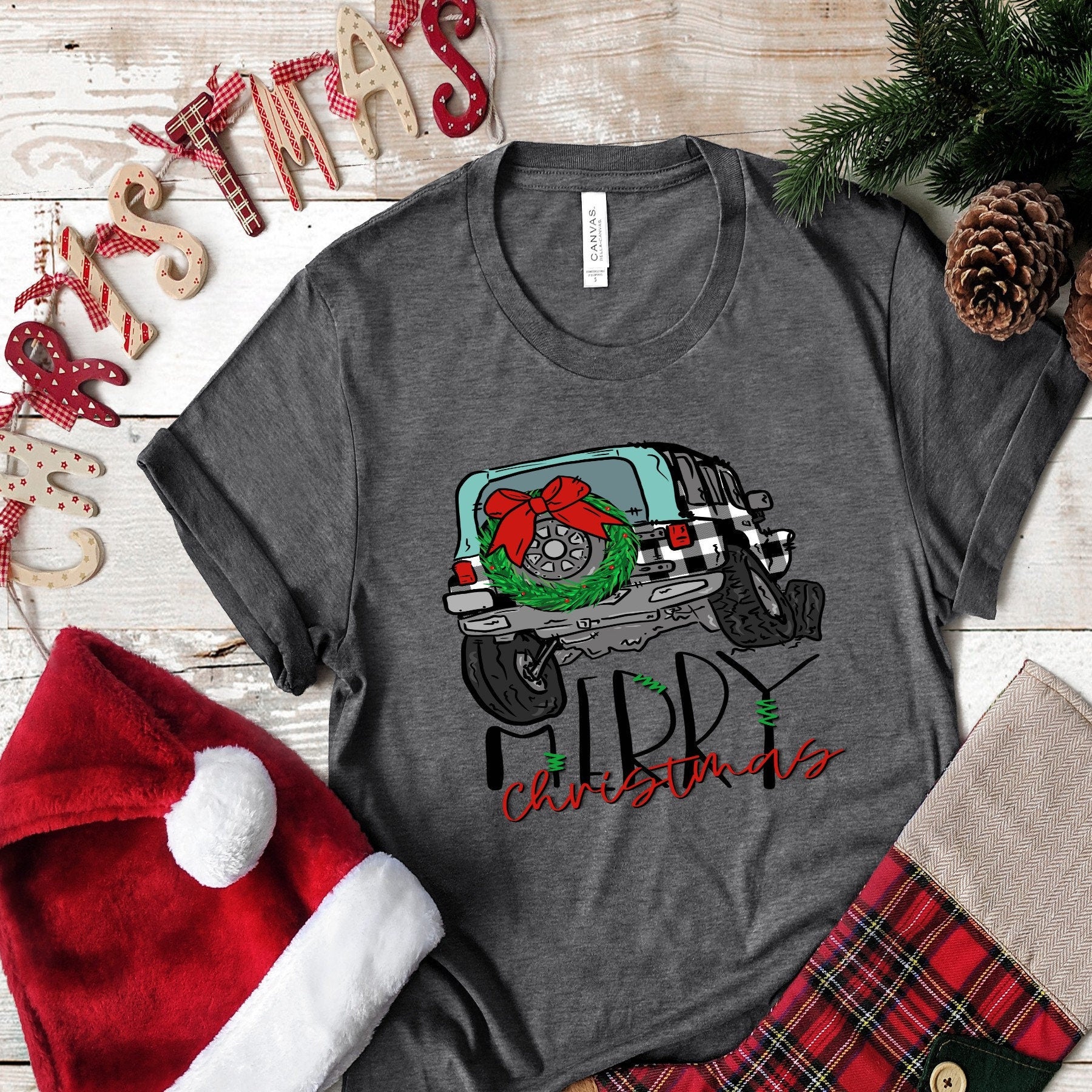 Merry Christmas Plaid 4 wheel truck .. design t-shirt