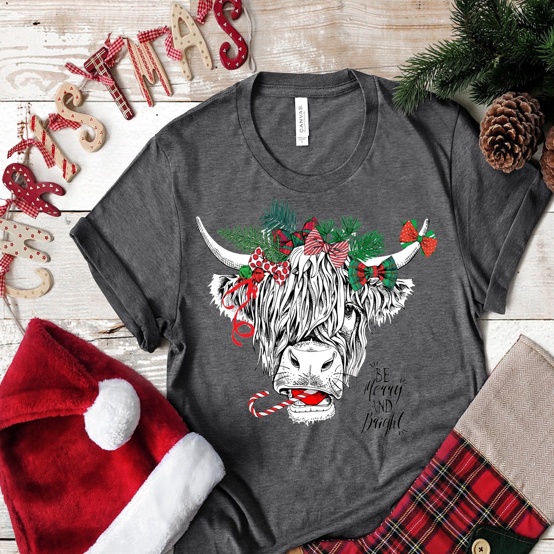 Highland Long Haired Cow Christmas.. design t-shirt